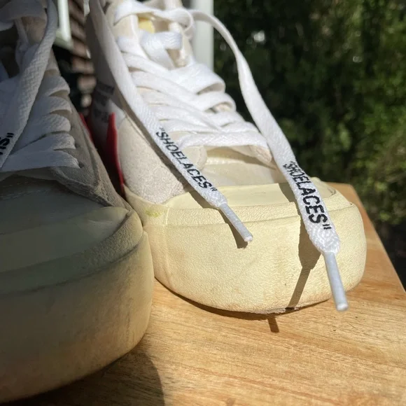 Nike “Supreme” Sneakers - Picture 3 of 5